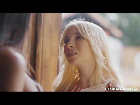 ❤️ Tyttö tulee kotiin muutamaa kuukautta myöhemmin ja päätyy syömään äitipuolensa pillua ❌ Seksi at fi.dewporn.ru ❤